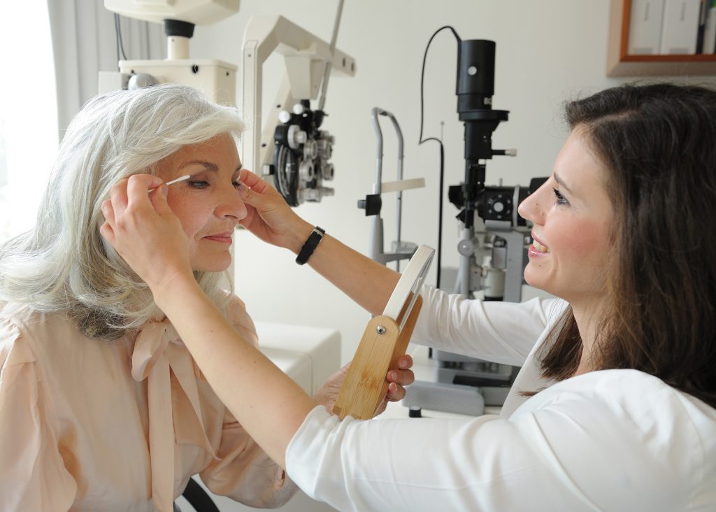 Plastic and aesthetic eyelid surgery in Munich